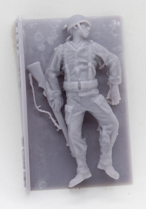 35910 Soldado USA WWII caído, escala 1/35
