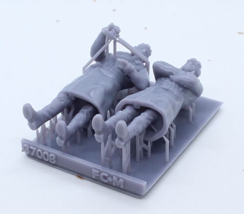 37008 Tripulación de tanque soviética con uniforme de invierno WWII, set 1. Escala 1/35.