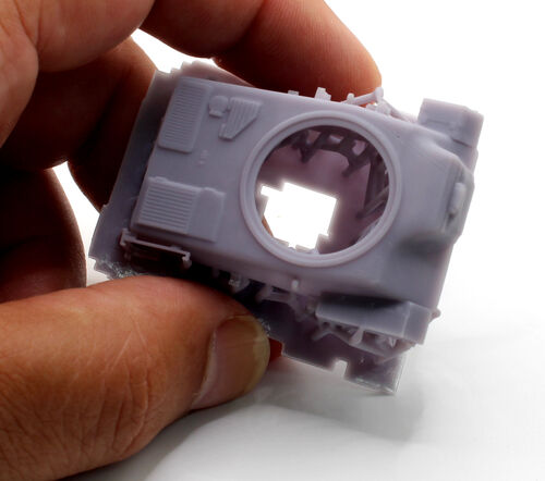 48618 Renault R-35, escala 1/48