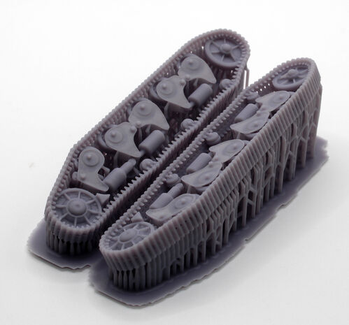 48618 Renault R-35, escala 1/48