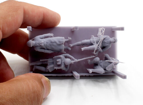 48629 Soldados polacos WWII, escala 1/48