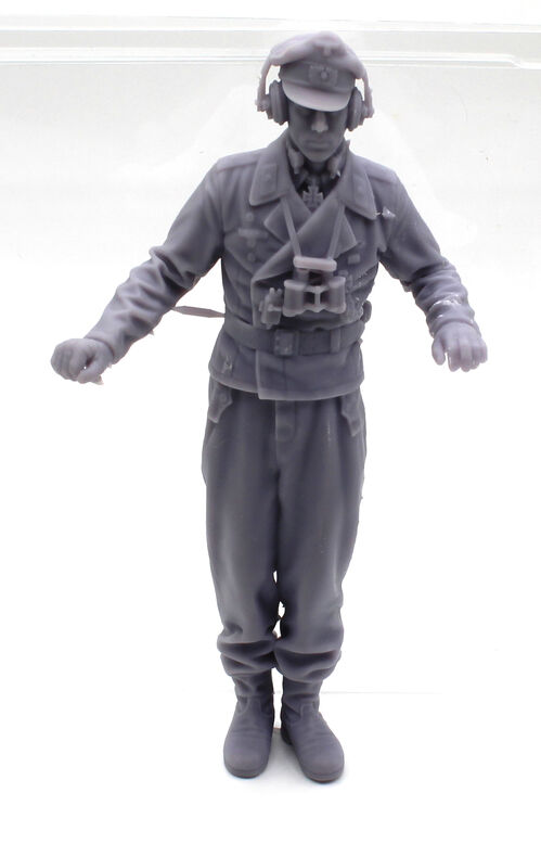 16700 Panzer IV, tripulación escala 1/16.