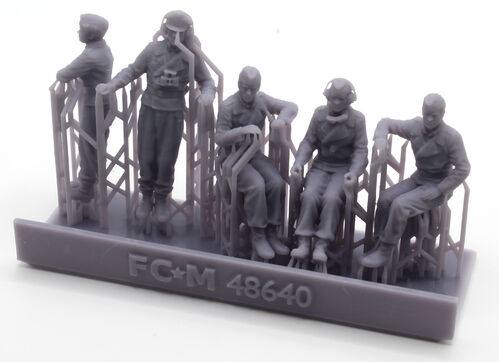 48640 Panzer IV, tripulación , escala 1/48.