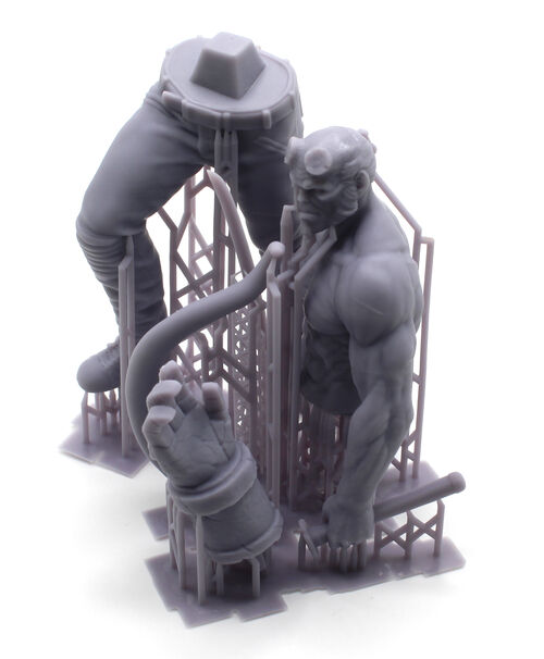 16714 Hellboy, escala 1/16.