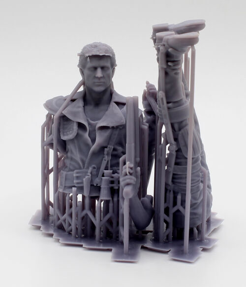 16725 Mad max, escala 1/16.